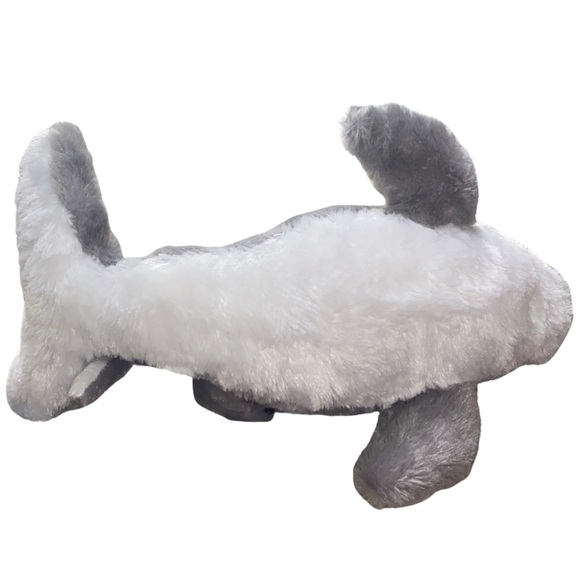 Aurora Agua de Mar Gray and White Dolphin Plush with Baby - Picture 5 of 5